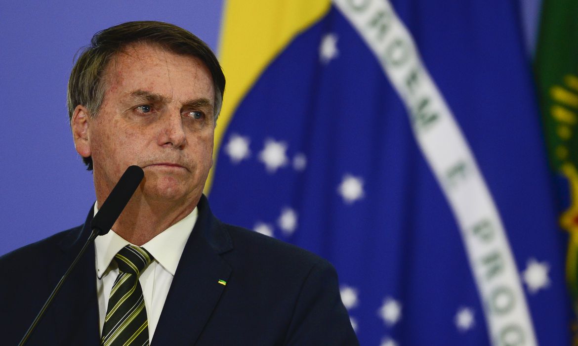 Bolsonaro é alvo da PF por suspeita de fraude em cartão de vacinação