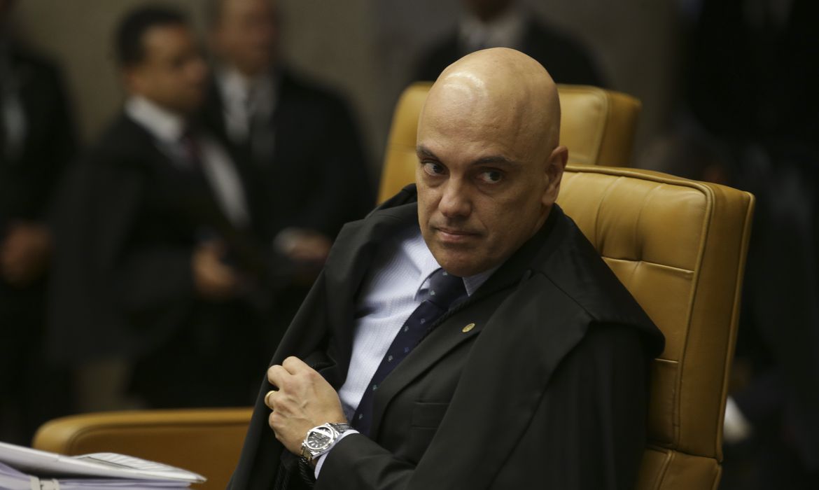 Moraes diz à PF que foi xingado de ladrão e que seu filho levou tapa